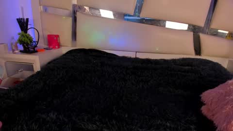 Snapshot of genesis_ask chatting on November 2025 04:23:02 AM Genesis online show from November 2025 04:23:02 AM