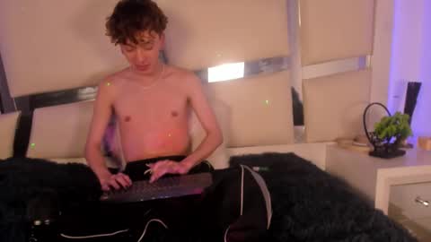 Snapshot of genesis_ask chatting on November 2025 05:19:02 AM Genesis online show from November 2025 05:19:02 AM