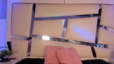 Snapshot of genesis_ask chatting on November 2025 05:22:02 AM Genesis online show from November 2025 05:22:02 AM