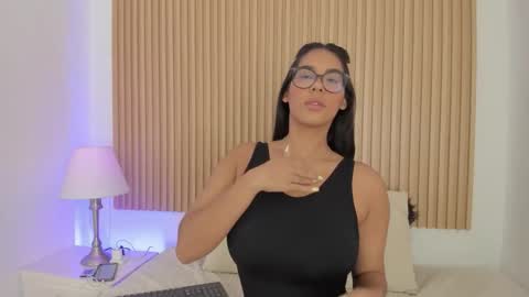     online show from October 2025 10:27:01 AM