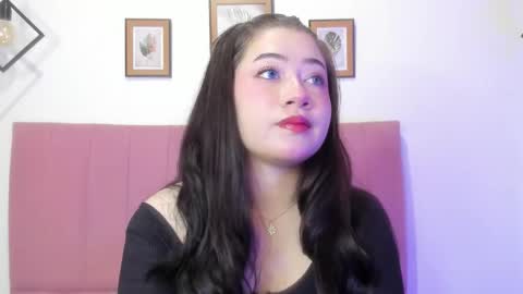 Snapshot of gennesis_love chatting on November 2025 09:39:02 PM Sofia online show from November 2025 09:39:02 PM