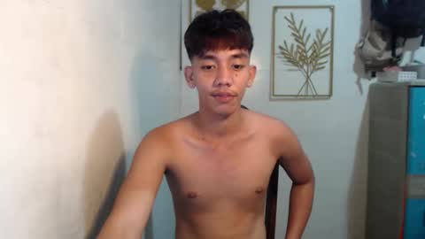 Snapshot of gentlemanlustx chatting on October 2025 02:01:02 PM Rayl online show from October 2025 02:01:02 PM