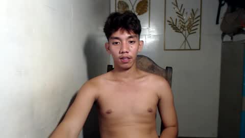 Snapshot of gentlemanlustx chatting on November 2025 03:14:02 PM Rayl online show from November 2025 03:14:02 PM