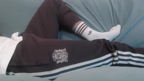 Snapshot of gentlevelvet chatting on November 2025 12:27:01 PM GentleVelvet online show from November 2025 12:27:01 PM