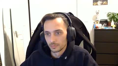 georgek0011 online show from October 2025 09:02:01 PM