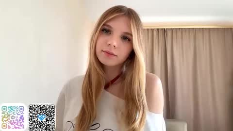 Chloe online show from September 2025 11:15:01 AM