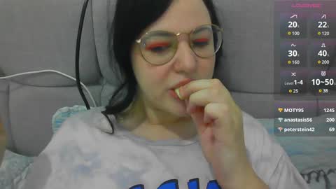 Snapshot of german_eva chatting on January 2025 02:49:01 PM Eva online show from January 2025 02:49:01 PM