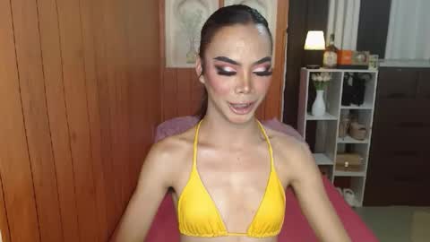 Snapshot of gerogoussidney chatting on October 2025 01:46:02 AM Sidneymorens online show from October 2025 01:46:02 AM