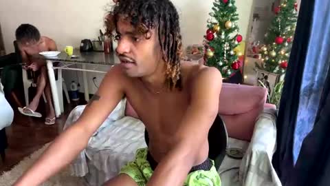 Snapshot of gerson229 chatting on November 2025 12:52:01 PM gerson229 online show from November 2025 12:52:01 PM