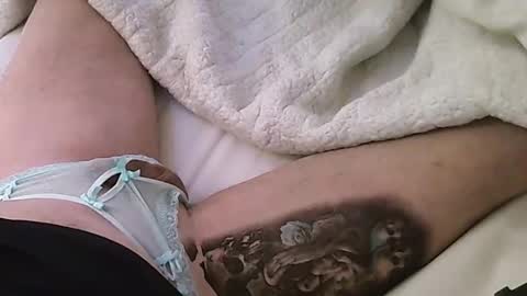 Luscious online show from December 2024 05:04:02 PM