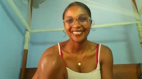 Snapshot of gggloria chatting on November 2025 07:42:01 AM gggloria online show from November 2025 07:42:01 AM