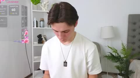 Snapshot of ggimperator chatting on October 2025 09:21:02 AM Alex online show from October 2025 09:21:02 AM