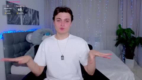 Snapshot of ggimperator chatting on October 2025 09:20:01 AM Alex online show from October 2025 09:20:01 AM