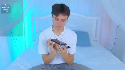 Snapshot of ggimperator chatting on October 2025 10:28:02 AM Alex online show from October 2025 10:28:02 AM