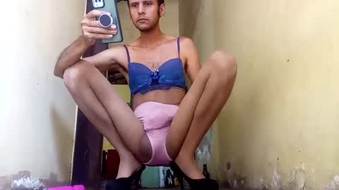 Snapshot of ghabriel7777788 chatting on October 2025 03:12:01 PM Gaby online show from October 2025 03:12:01 PM