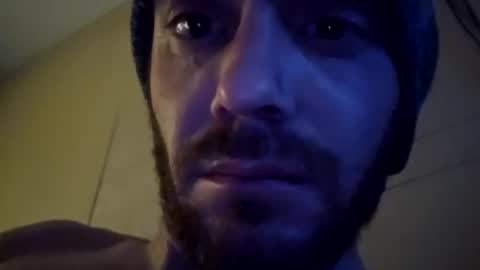 ghuntz22 online show from October 2025 12:49:02 PM