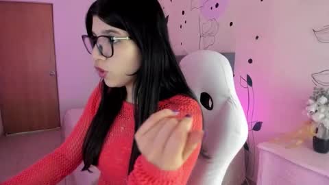 Snapshot of gia_brawn chatting on November 2025 11:43:02 AM Gia online show from November 2025 11:43:02 AM