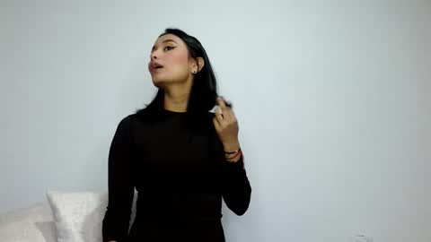 Gia Lee online show from September 2025 02:16:01 AM