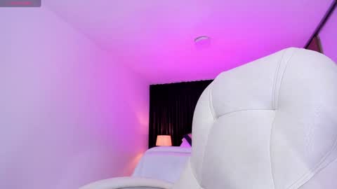 Gia lowry online show from January 2025 05:51:01 PM