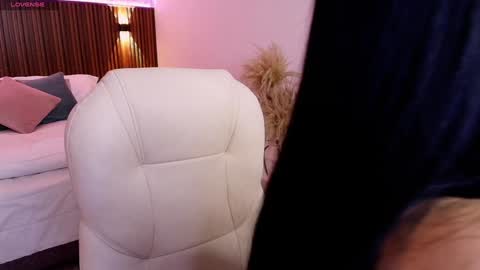 Gia lowry online show from January 2025 03:12:01 AM