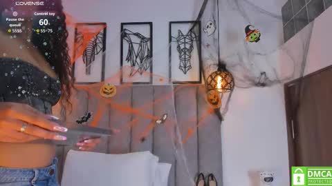 Darlliny online show from October 2025 09:10:02 PM