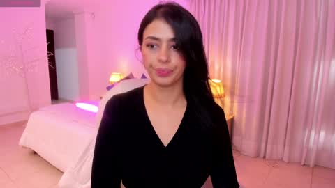 Gia online show from December 2024 07:11:01 PM