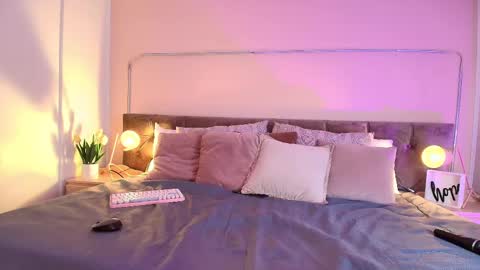 Snapshot of giaa_ross chatting on March 2025 03:02:02 PM Gia online show from March 2025 03:02:02 PM