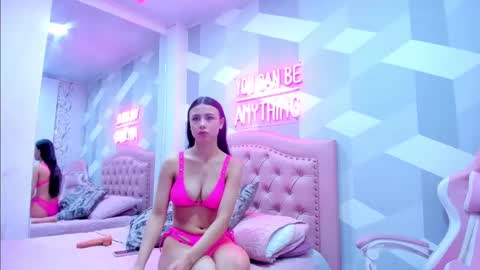 Snapshot of gianna_watson chatting on March 2025 01:29:01 PM gianna_watson online show from March 2025 01:29:01 PM