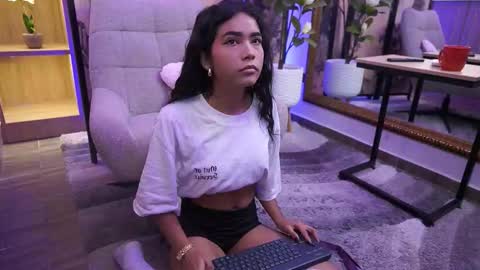 Snapshot of gianovak chatting on November 2025 11:34:01 AM gianovak online show from November 2025 11:34:01 AM