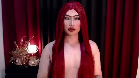 Snapshot of giaxxx01 chatting on October 2025 05:17:02 AM Gia X online show from October 2025 05:17:02 AM