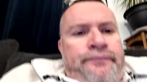 giddyup222222 online show from December 2024 09:22:02 PM
