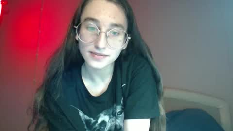 Gigi online show from November 2025 07:45:01 PM