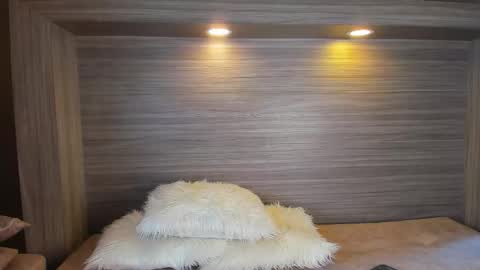 gigi wilden online show from October 2025 01:45:02 PM