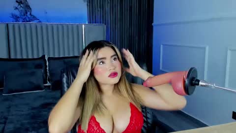 Snapshot of gigiidoll chatting on February 2025 11:36:02 AM Gigi Doll online show from February 2025 11:36:02 AM