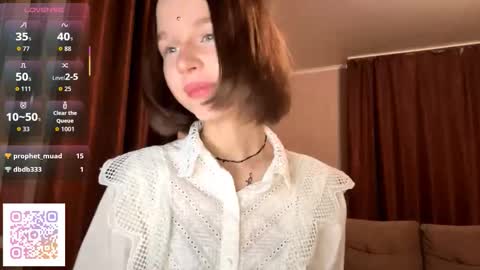 Snapshot of gigikray chatting on October 2025 07:30:02 PM Molly online show from October 2025 07:30:02 PM