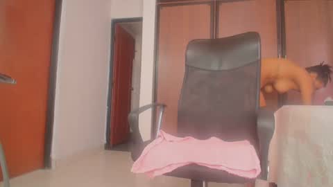 Snapshot of gigimiler8 chatting on September 2025 08:12:02 PM Sharlotte online show from September 2025 08:12:02 PM