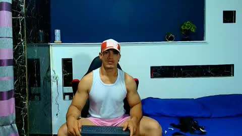 Snapshot of gilbert_marquez chatting on September 2025 11:15:01 AM GILBERT online show from September 2025 11:15:01 AM