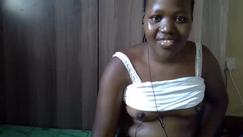 Snapshot of gina_sassy chatting on October 2025 02:18:02 PM Adiliah online show from October 2025 02:18:02 PM