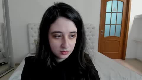 Kate online show from December 2024 08:55:02 AM