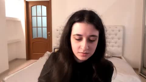 Kate online show from December 2024 10:19:01 AM