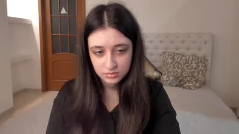 Kate online show from February 2025 12:03:02 PM