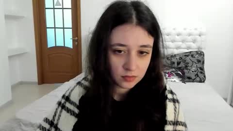 Snapshot of ginablum chatting on October 2025 09:29:01 AM Kate online show from October 2025 09:29:01 AM