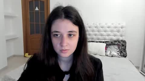 Snapshot of ginablum chatting on October 2025 09:53:01 AM Kate online show from October 2025 09:53:01 AM