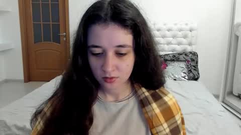 Snapshot of ginablum chatting on October 2025 08:27:05 AM Kate online show from October 2025 08:27:05 AM