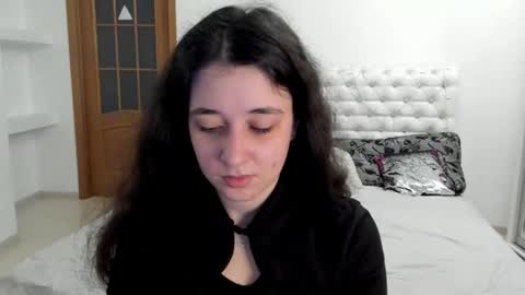 Snapshot of ginablum chatting on November 2025 08:47:01 AM Kate online show from November 2025 08:47:01 AM