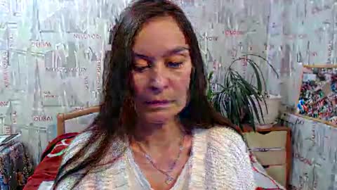 ginaxsoulah   online show from December 2024 03:42:02 PM