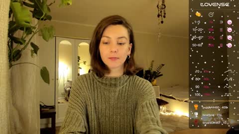 Snapshot of gingerbread__house chatting on December 2024 08:25:02 PM Vasilisa online show from December 2024 08:25:02 PM