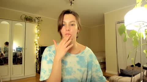 Snapshot of gingerbread__house chatting on October 2025 03:13:01 PM Vasilisa online show from October 2025 03:13:01 PM