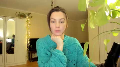 Snapshot of gingerbread__house chatting on October 2025 02:16:01 PM Vasilisa online show from October 2025 02:16:01 PM