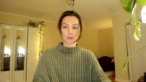 Snapshot of gingerbread__house chatting on October 2025 05:26:02 PM Vasilisa online show from October 2025 05:26:02 PM
